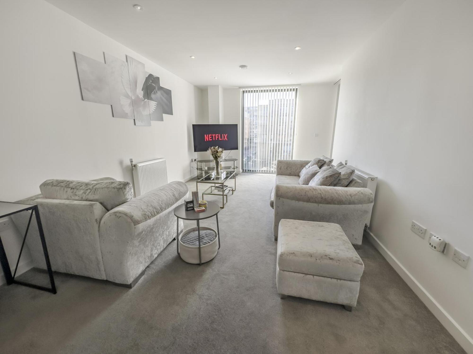 Greenwich Apartment With A River View & Balcony Near The 02 Arena & North Greenwich With Free Wifi & Fast Links Into Central London Bagian luar foto